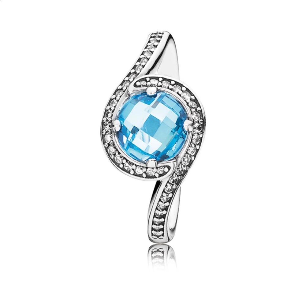 Authentic Pandora Radiant Embellishment size 9